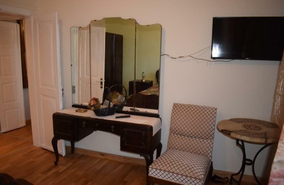 Archontiko Kolokotroni Apartment Nafplio Ngoại thất bức ảnh